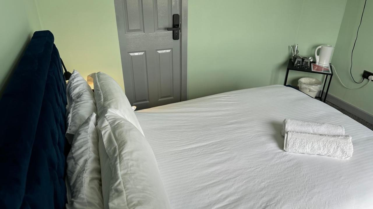 Homestay In วอลซอลล์ ภายนอก รูปภาพ